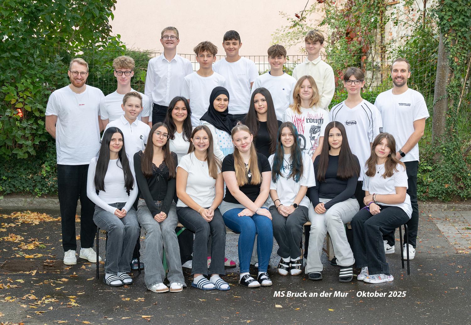 Klassenfoto 4b Großansicht 2025/26